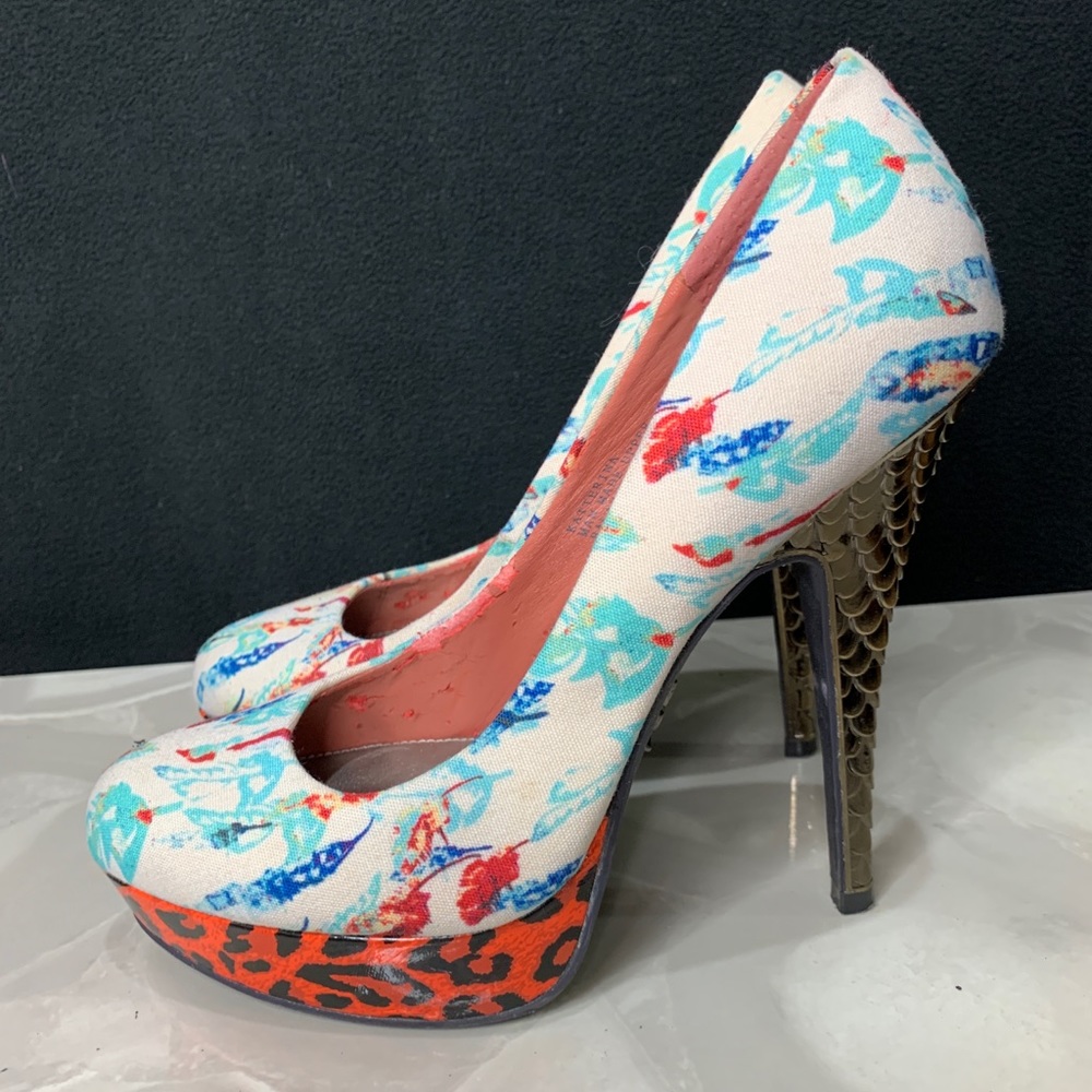 Rachel Roy Pumps